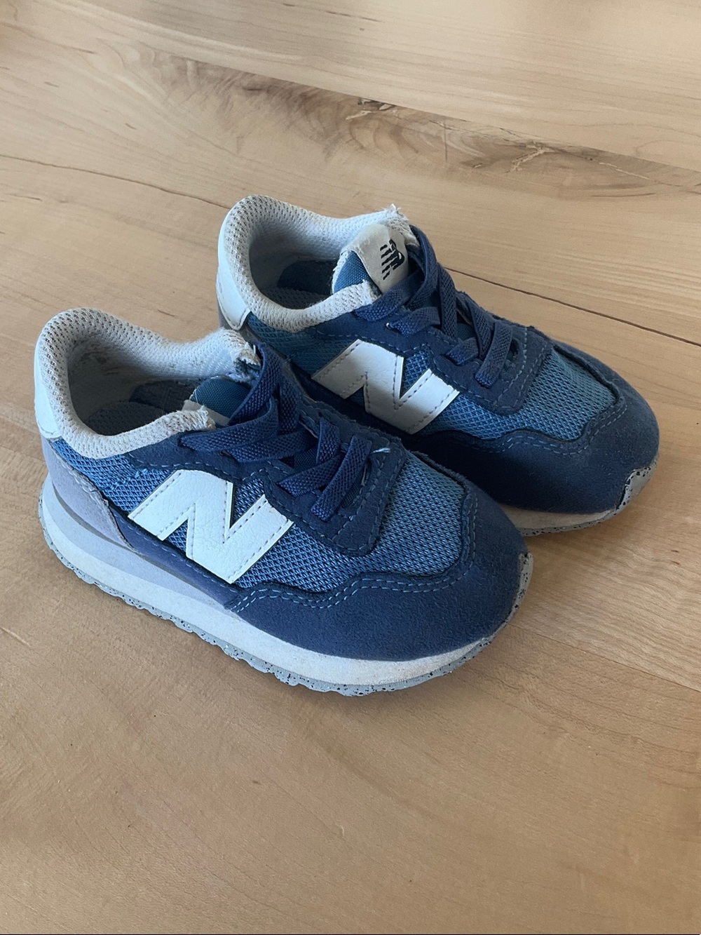New Balance 237 little kids Blue and White  Casual Sneakers
